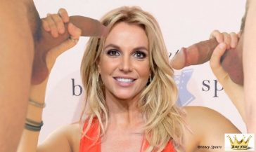 britney spears stroking two cocks in porn pic
